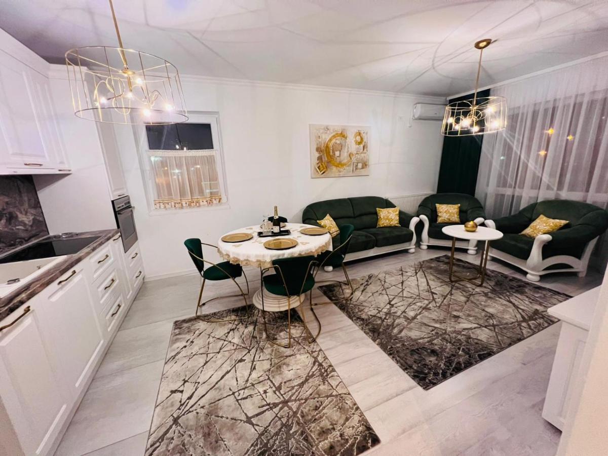 Apartament Larysse Орадя Экстерьер фото