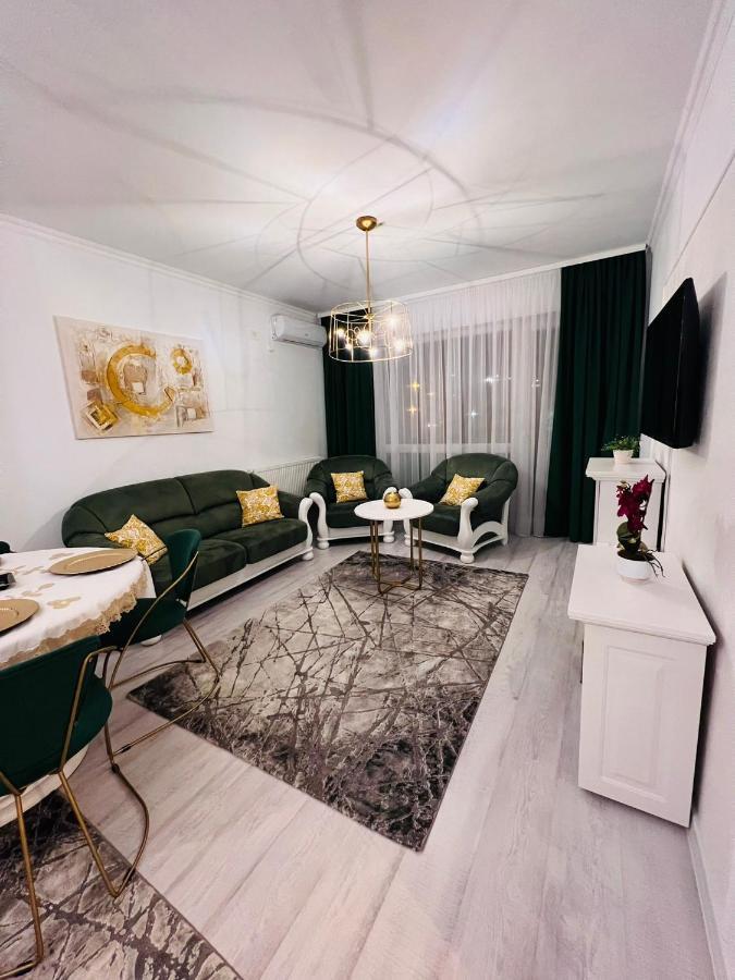 Apartament Larysse Орадя Экстерьер фото